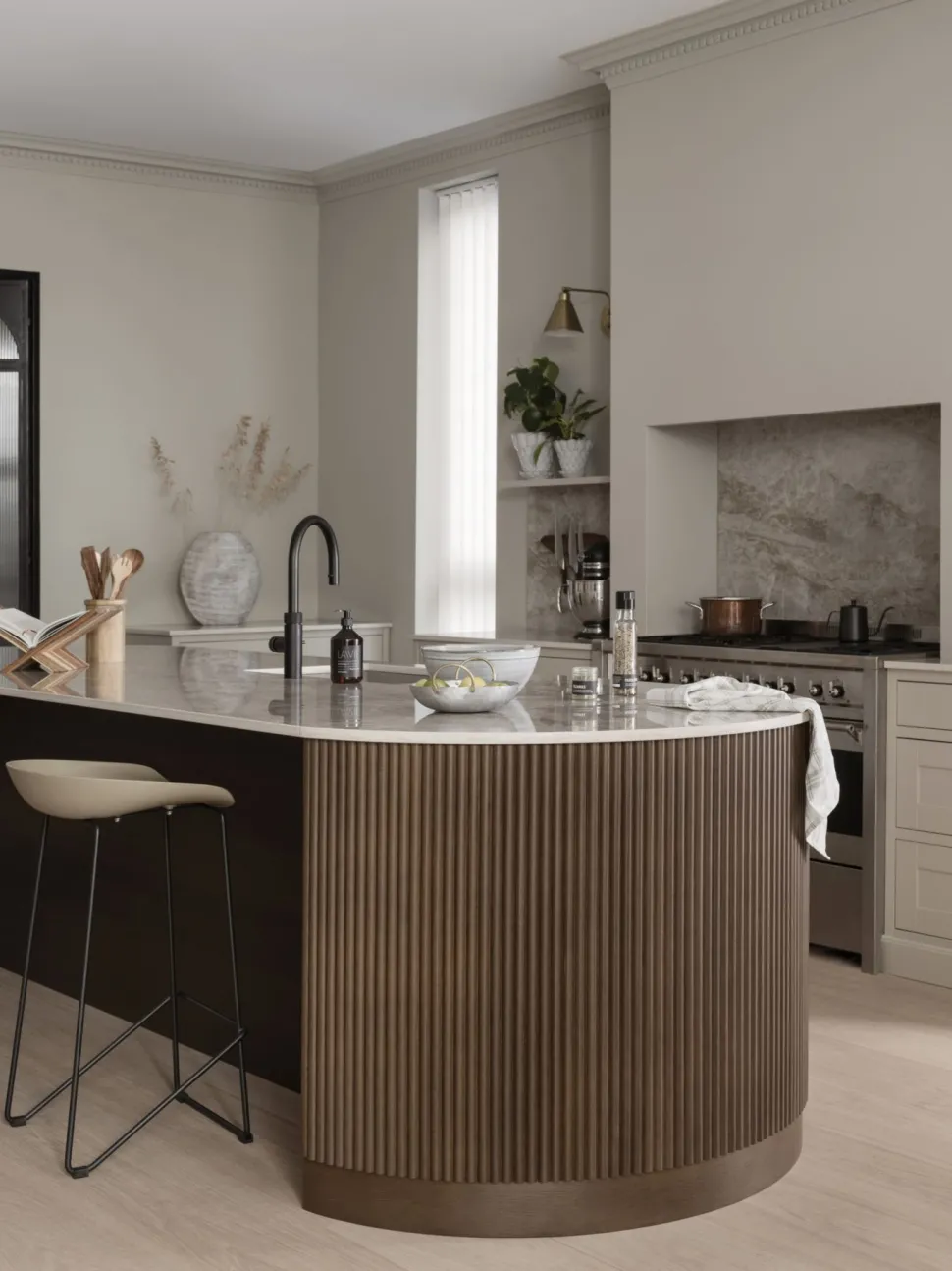 Barstol beige - 44x43x79 cm