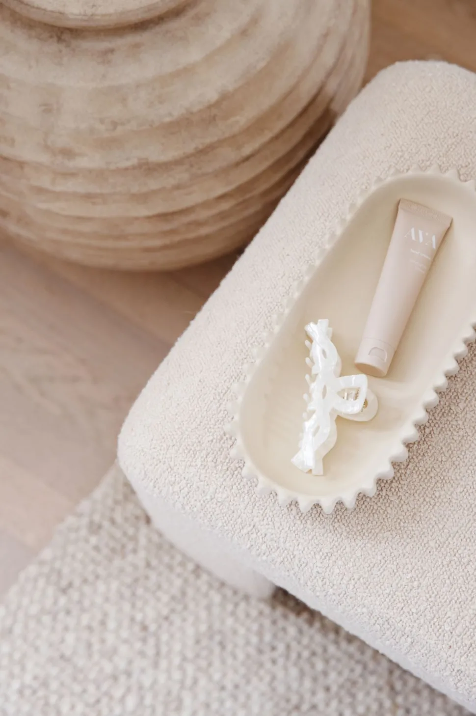 Hårklype offwhite - 3,8x5,1x4,5 cm