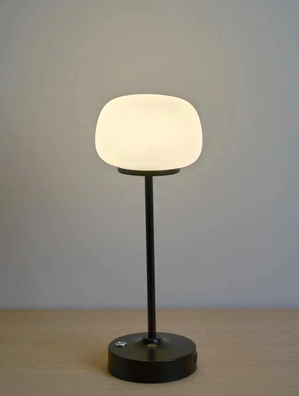 Led lampe svart - 27,8 cm ø10,6