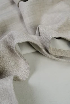 Lysdempende gardin beige - 140x220 cm