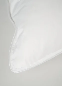 Medium dun- og fjærpute hvit - 50x70 cm