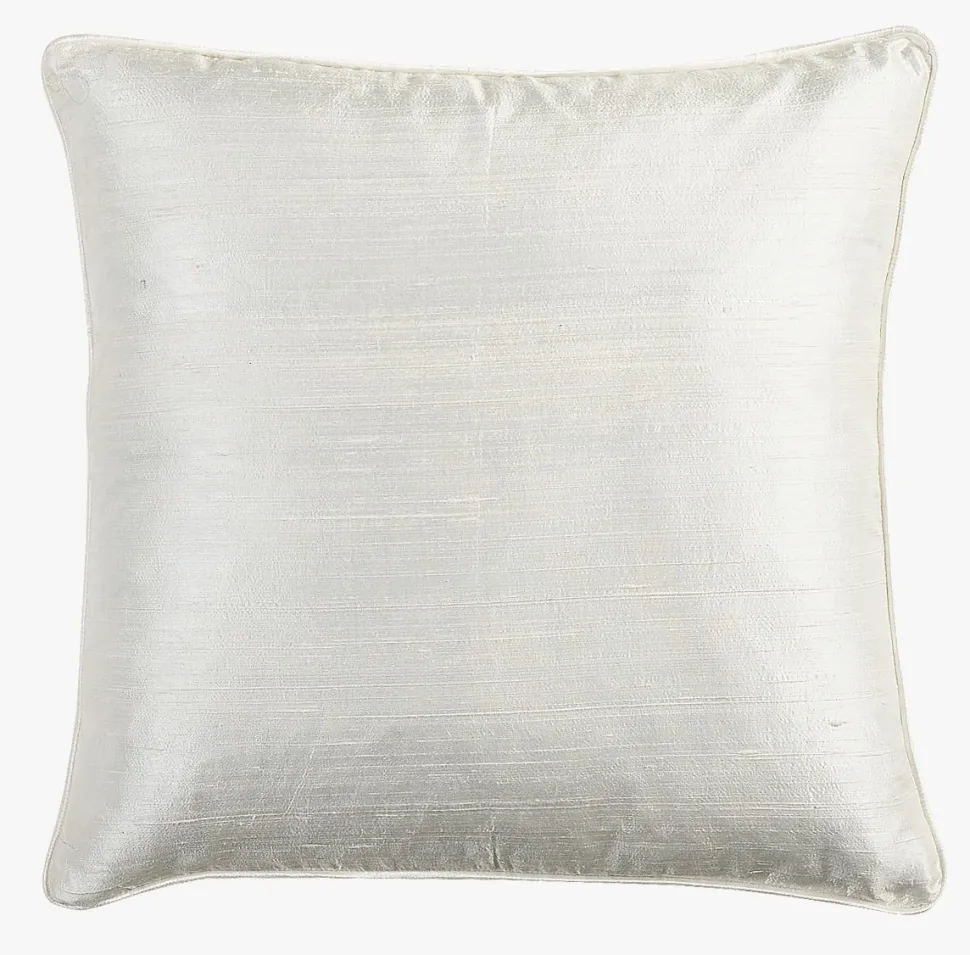 Pynteputetrekk offwhite - 50x50 cm