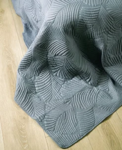 Sengeteppe gråblå - 150x240 cm