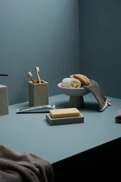 Tannbørsteholder sand - 6,8x6,8x11 cm